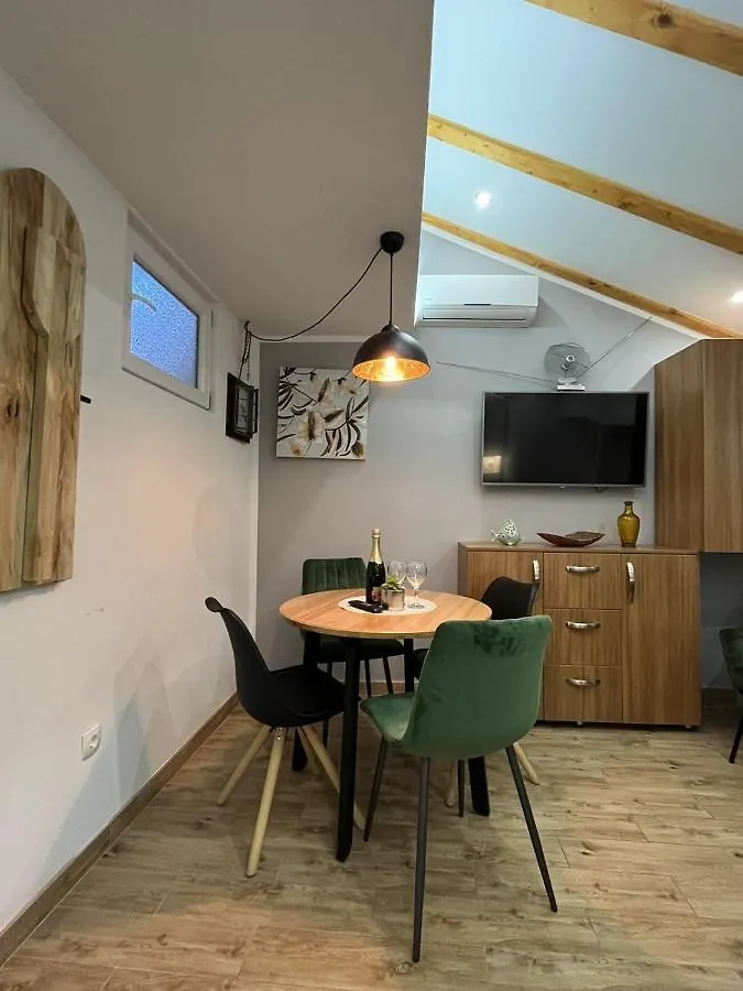 Pensionat E & E Studio Deluxe Hotell Trogir Kroatien